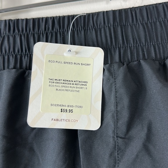 Fabletics Black Full Speed Mid-Rise Run Short Small NWT - Picture 6 of 12